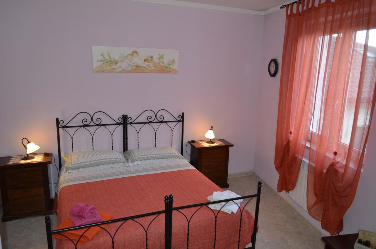 B&B Le Colonne Montefusco Exterior photo