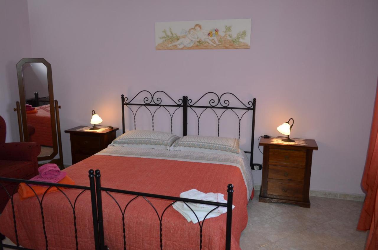 B&B Le Colonne Montefusco Exterior photo